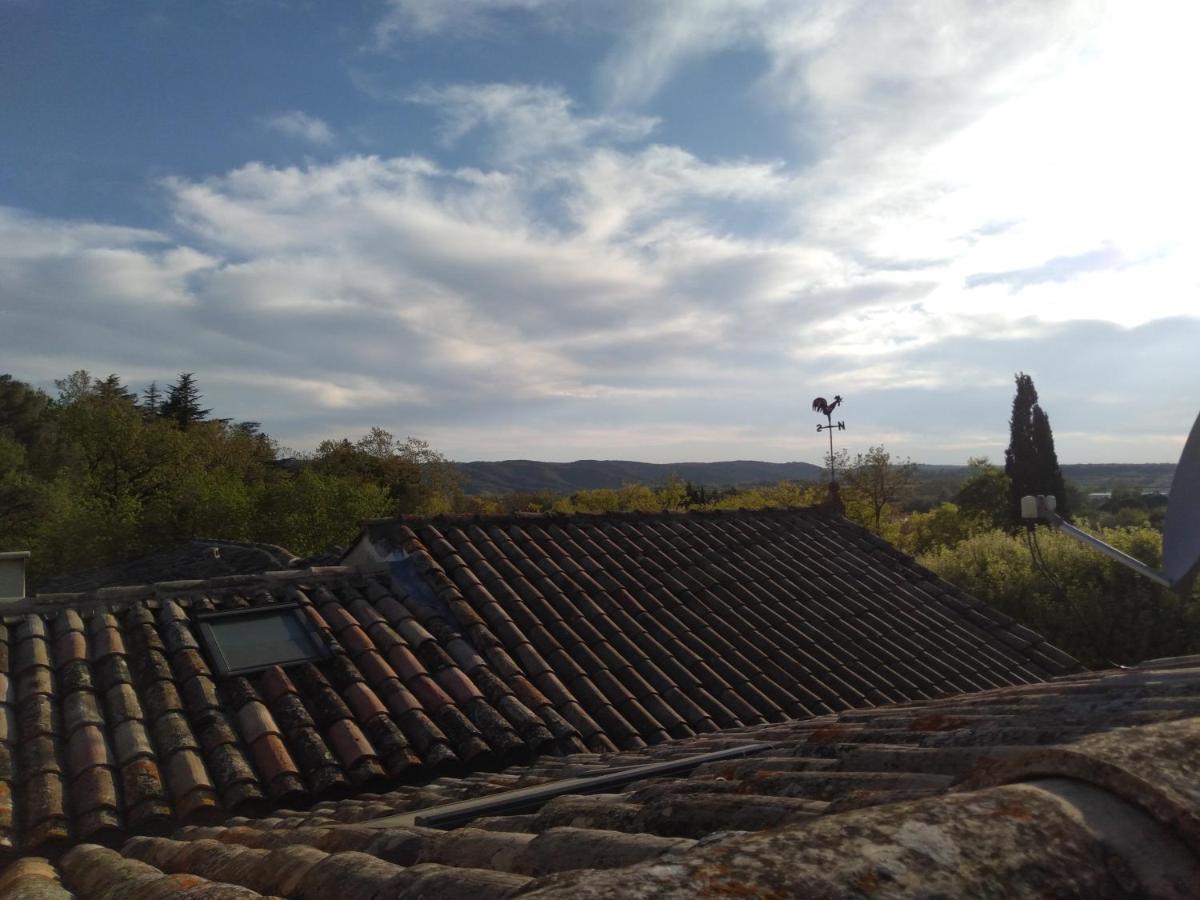 Maison De Village Familiale Pont Du Gard, Toit Terrasse, Barbecue, Fibre Vers Pont du Gard Exteriér fotografie