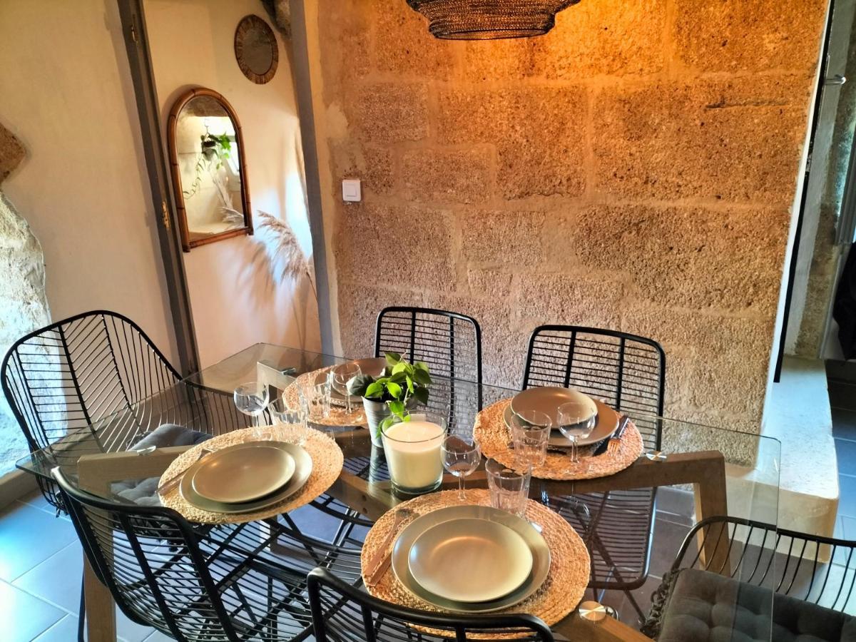Maison De Village Familiale Pont Du Gard, Toit Terrasse, Barbecue, Fibre Vers Pont du Gard Exteriér fotografie